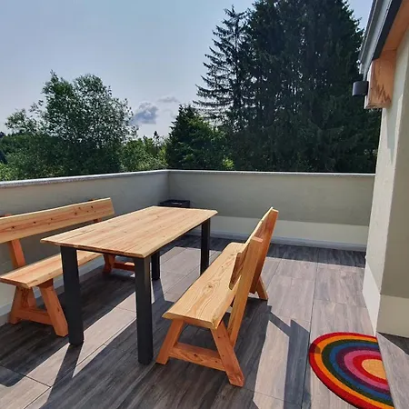 Am Gaesbach Og アパート